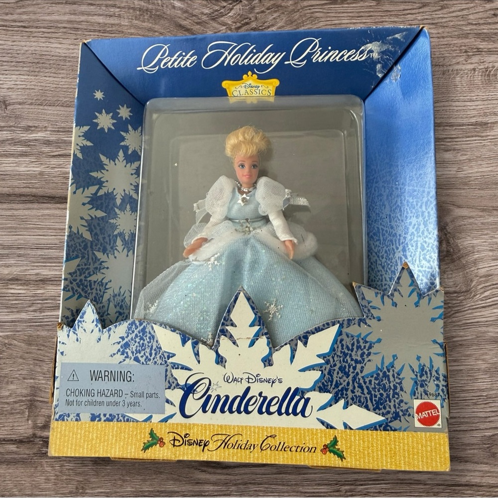 Walt Disney CINDERELLA Petite Holiday Princess Ornament 1998 Mattel Doll - Picture 1 of 6